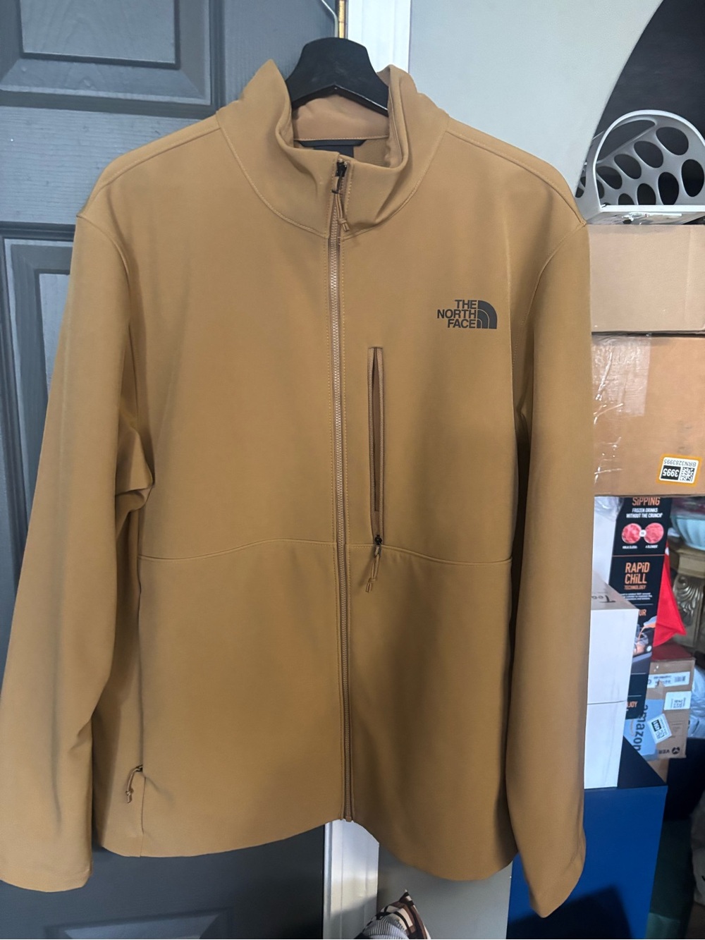 The North Face Men's Mustard/Tan Performance Softshell Jacket